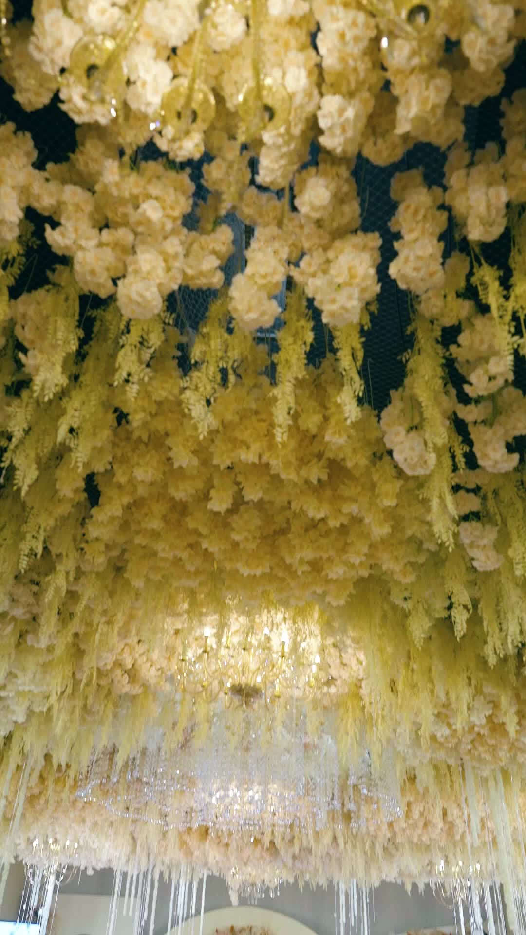 الحلقة 5 - على بابك ستة أطفال ينادونك أبًا